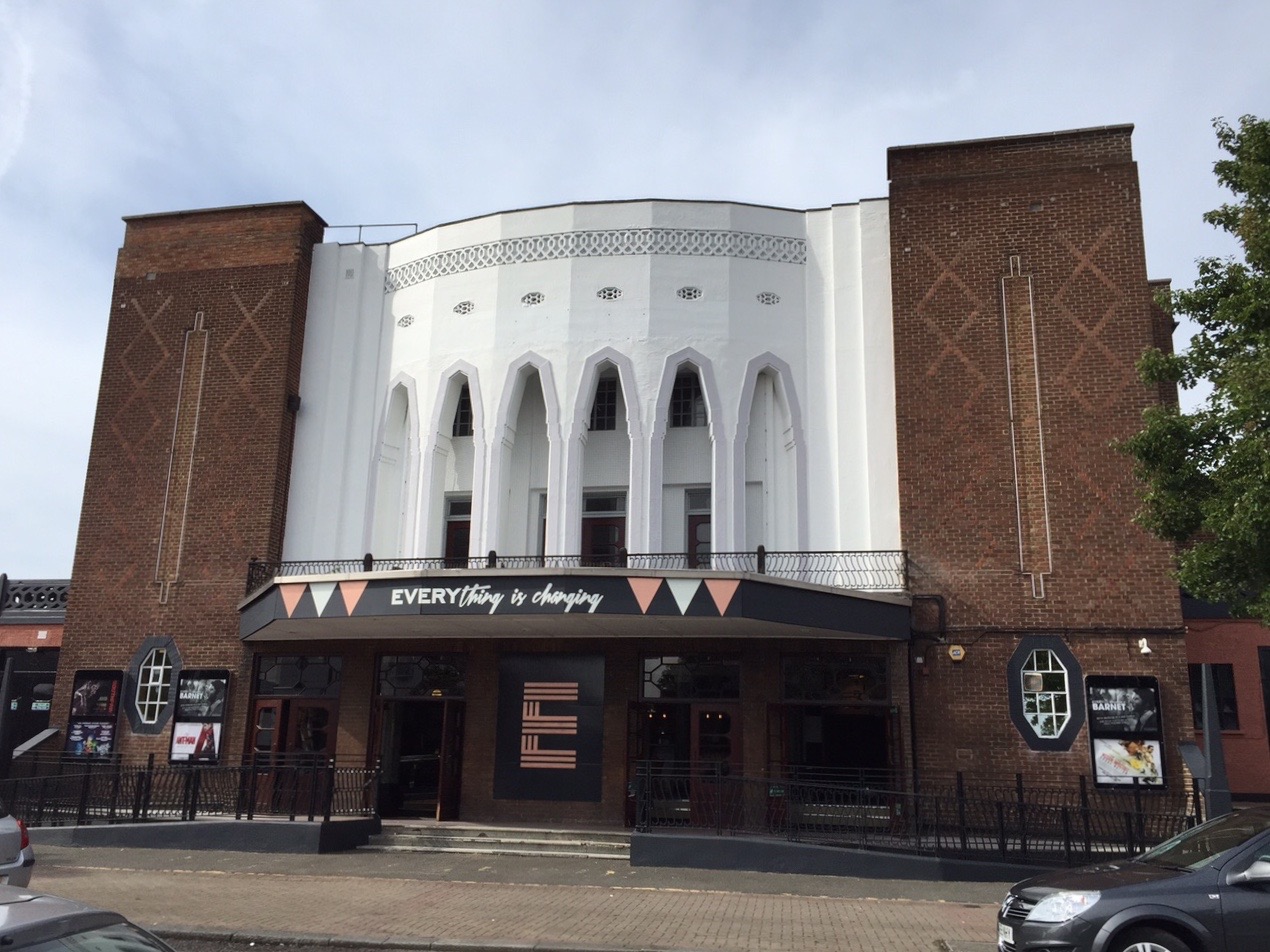 Barnet Everyman Opens Groovy Baby