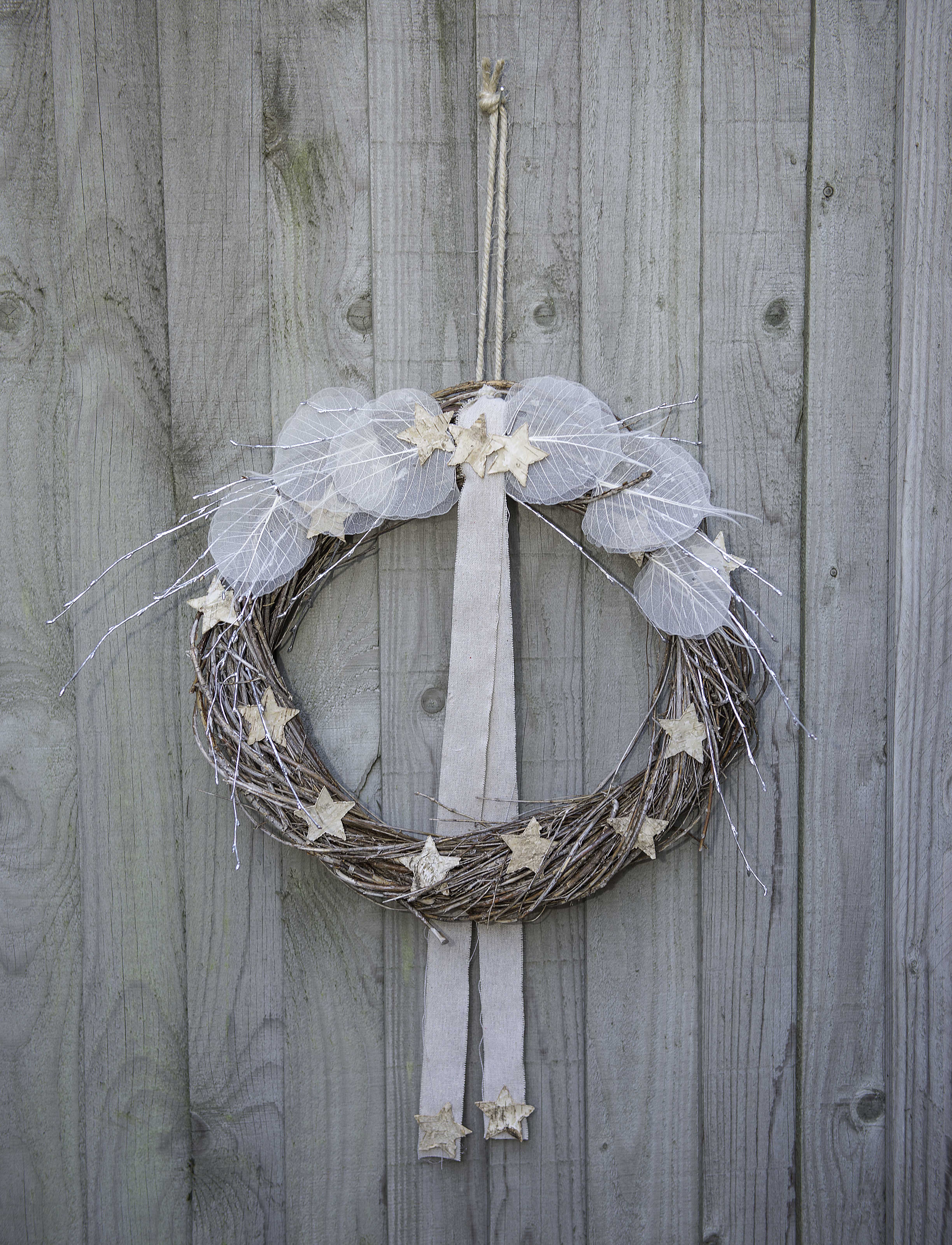 Sue Arran Xmas twisted birch wreath